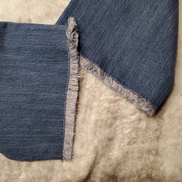 Numero Torn Blue Jeans - Picture 5 of 15
